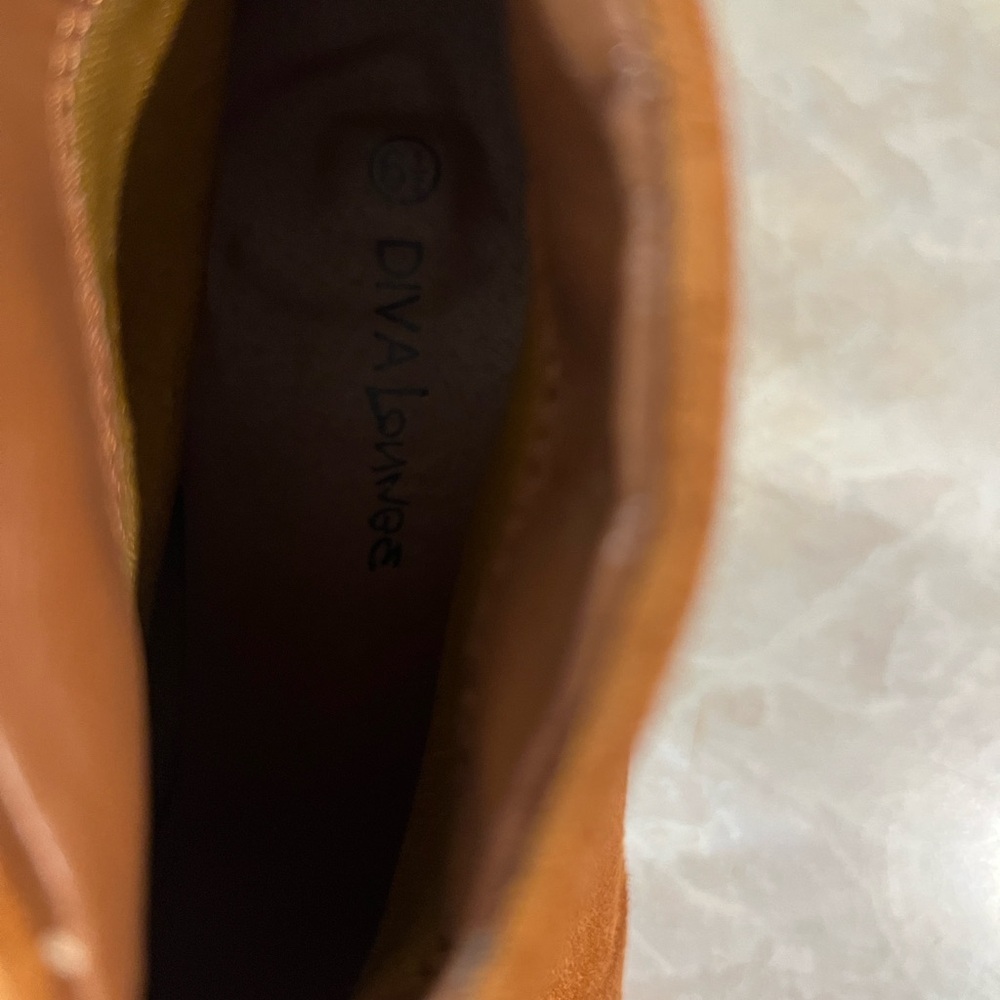 Diva Lounge Tan Heeled Boots View 5